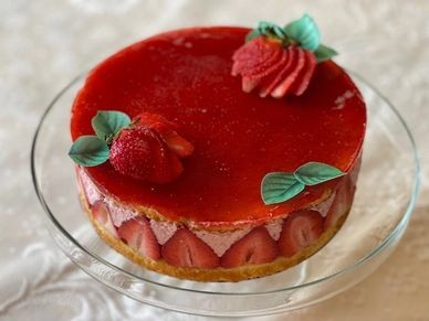 Fraisier (Strawberry Cake)